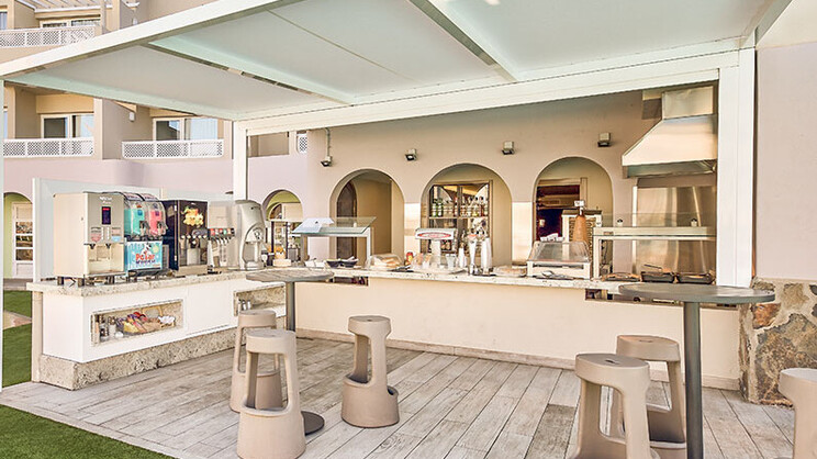 Hotel LIVVO Koala Garden